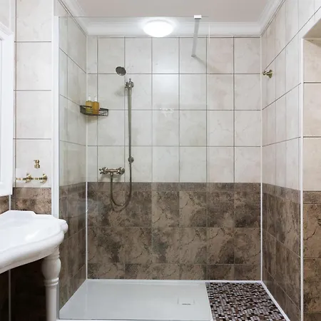דירה Elegant Provence On Tomas Garrigue Masaryk Avenue קרלובי וארי
